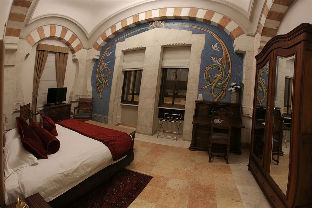 Notre Dame Center Hotel Jerusalem Exterior photo
